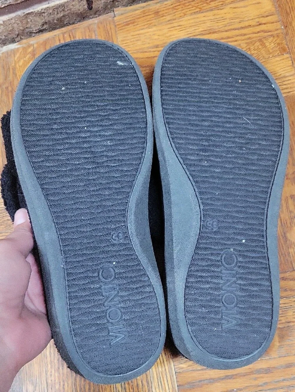 Vionic Slipper Size 9 Cozy Loungewear - Picture 8 of 8
